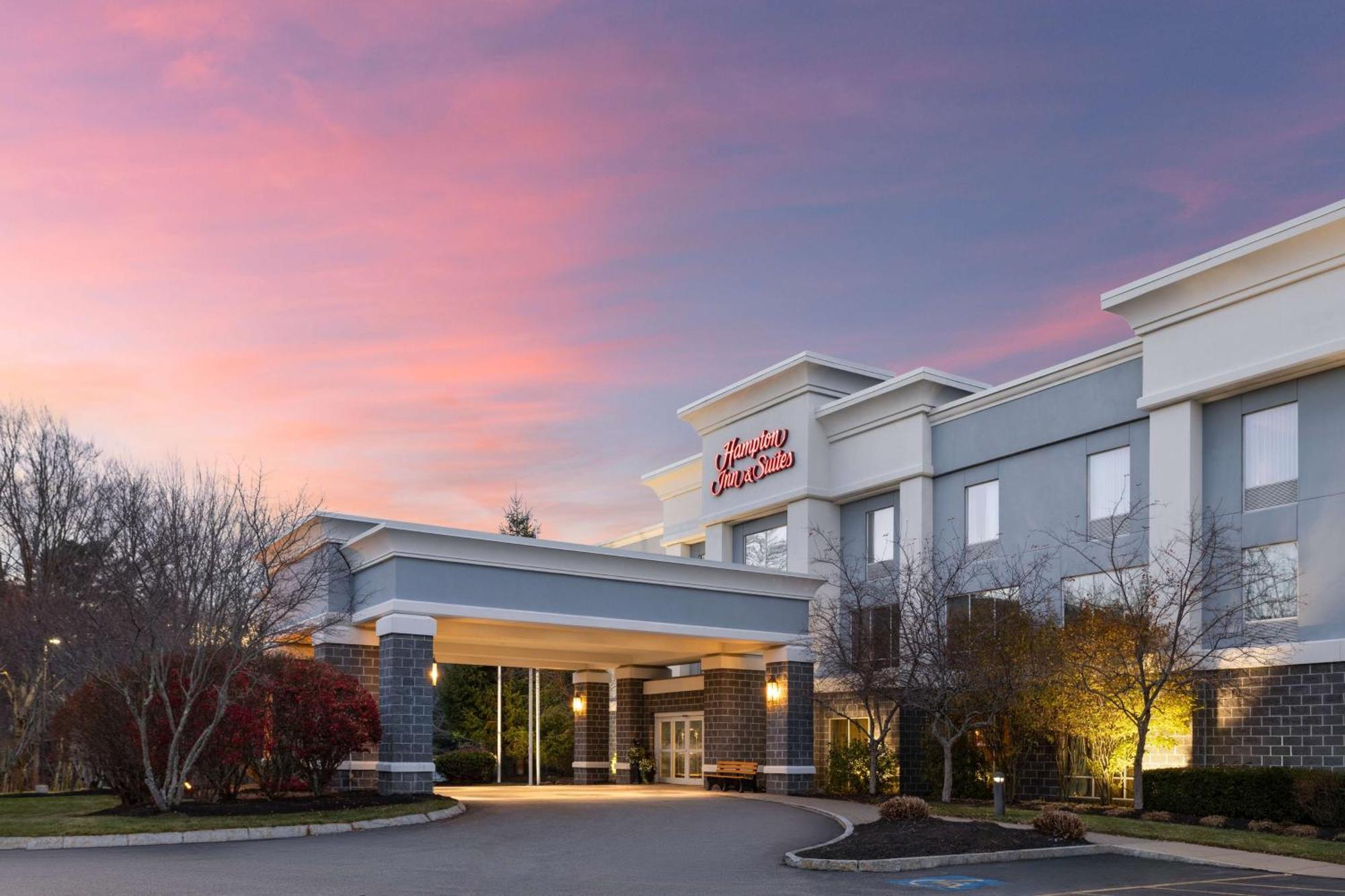 Hampton Inn & Suites Wells-Ogunquit Exterior photo